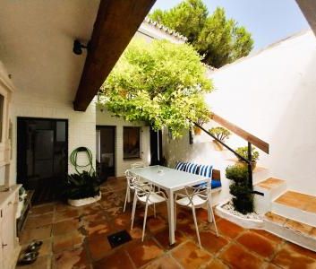 Holiday rental property, non-permanent residence contract (non-rene... - Photo 4
