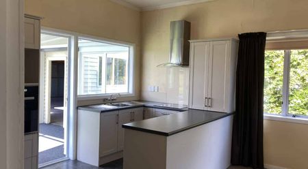 Cottage in the country ready to make your own now! - Photo 2