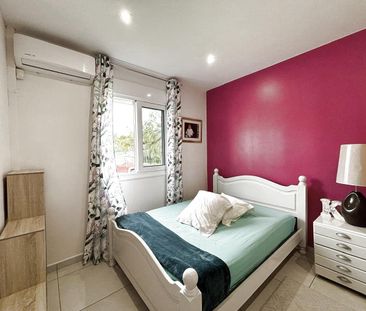Location Maison 4 pièces 108m² LES ABYMES 97139 - Photo 2