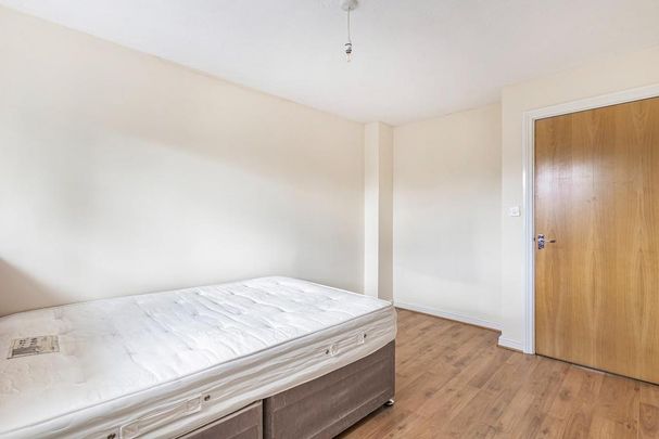 5 bedroom house to rent - Photo 1