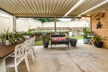 Comfortable & Low-Maintenance Living in a Quiet Location - Photo 2