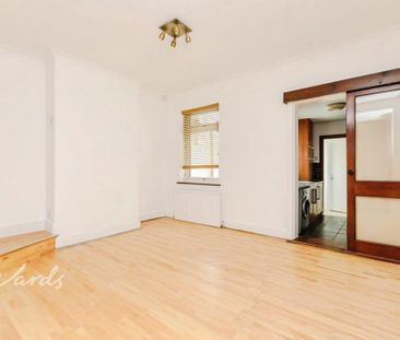 3 bedroom terraced house to rent - Photo 6