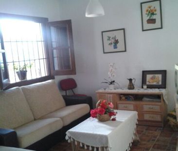 COUNTRY VILLA FOR LONG TERM RENTAL SITUATED IN TORROX - Photo 2