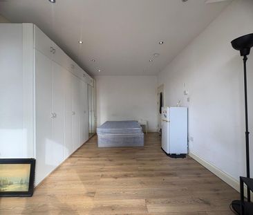 1 bedroom house of multiple occupation to rent - Photo 2