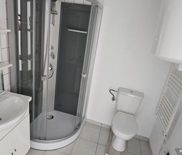 Location Appartement 1 pièce 28m² MULHOUSE 68100 - Photo 2