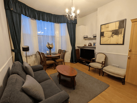 Castletown Road, London, W14 - Photo 1