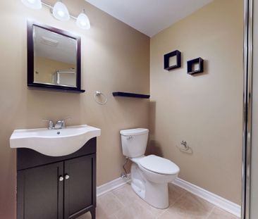 For Lease - 1021 Ivsbridge Boulevard, Newmarket, Ontario - Photo 6