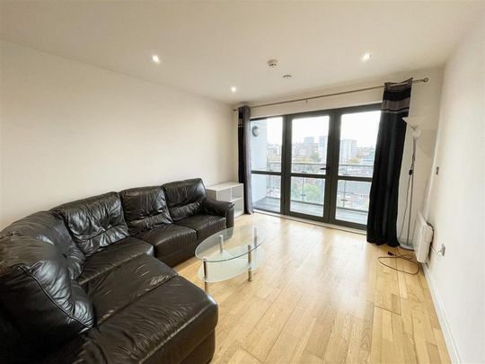 2 bedroom apartment to rent - Photo 1