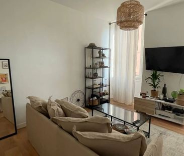 Location Appartement 2 pièces 48 m2 à Nice - Photo 2