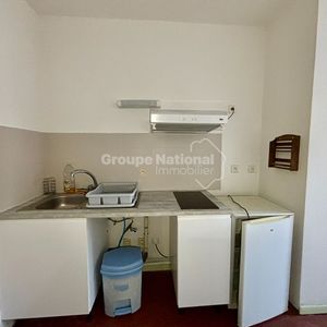 Studio meublé de 26.19 m2 à Beaucaire, - Photo 2