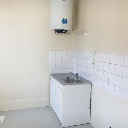 Appartement à LOUER à Bar-sur-Seine (10110) en Aube (10). Ce bien dispose d'une surface habi... - Photo 4