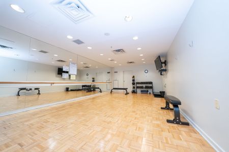 For Lease - 33 Elm Drive Unit# 1003, Mississauga, Ontario - Photo 5