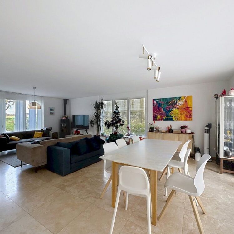 À louer – Villa 5.5 pièces – Rue du Bugnon 23B, 1375 Penthéréaz - Photo 1