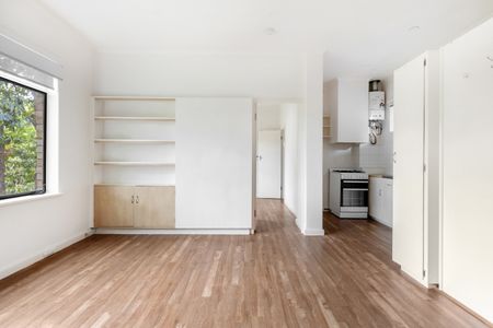 Location, Location, Location - Photo 3