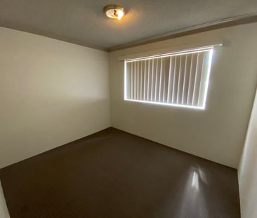 AFFORDABLE LIVING! - Photo 6