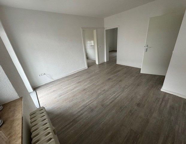 Frisch renovierte 2,5 Zimmerwohnung mit Balkon - Foto 1