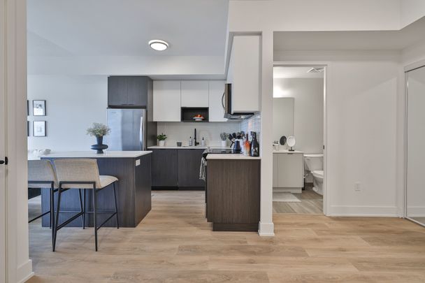 For Lease - 202 Burnhamthorpe Road Unit# 1904W, Mississauga, Ontario - Photo 1