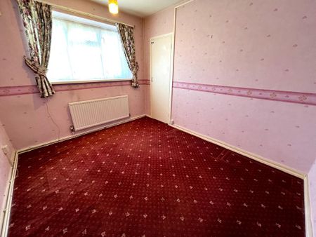 3 bedroom flat to rent - Photo 3