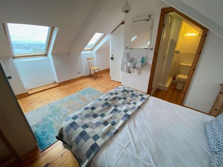 4 bedroom end of terrace house to rent - Photo 5