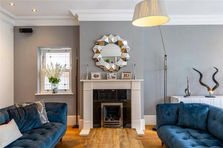 5 bedroom detached house to rent - Photo 4