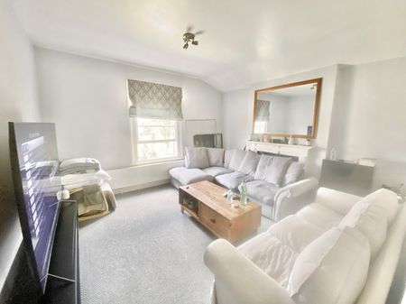 Woodside Park Road, N12, London - Photo 4
