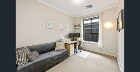 Modern Home with Low Maintenance Backyard! | Available 19/12/25 - Photo 4