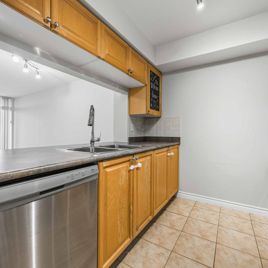 For Lease - 18 Mondeo Drive Unit# 330, Toronto, Ontario - Photo 1
