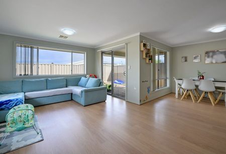 To register & apply for this property, please use this link: https://snug. com/ - Photo 2