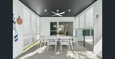 Coastal Elegance with Secluded Outdoor Spaces and Pool - Photo 3