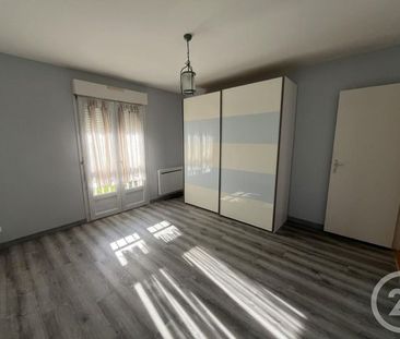 2 pièces - 71 m2 GRANVILLE - 50 - Photo 6