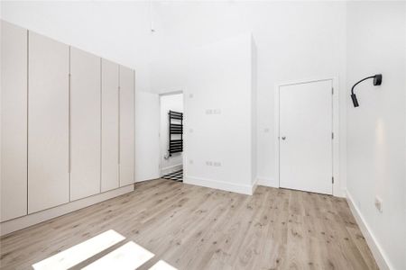 Mitcham Lane - Photo 2