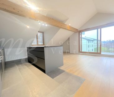 SUPERB AND LARGE APARTMENT OF 102 m2 WITH TERRACE – LAKE - Foto 2