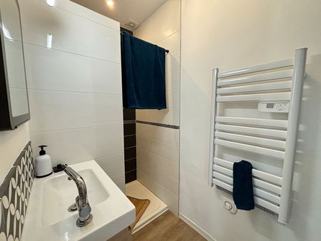 Location Appartement 2 pièces 30m² - Photo 2