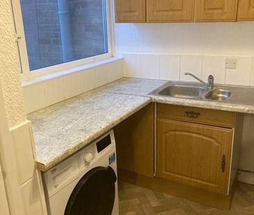 2 Bed Flat, Greendale Road, CV5 - Photo 1