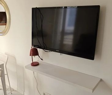 Studio Carré D'or avec balcon . - Photo 2