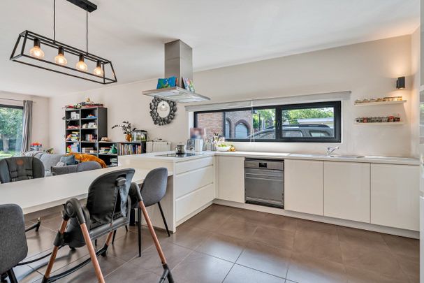 Instapklare, top-afgewerkte woning op fietsafstand van Gent, in de rust en in het groen - Photo 1