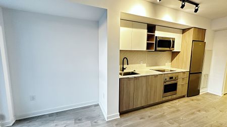 For Lease - 36 Zorra Street Unit# 501, Toronto, Ontario - Photo 4