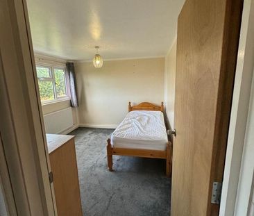 Room in a Shared House, Overstone Road, LU4 - Photo 1