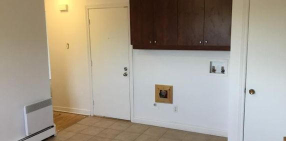 3 CH - 1 SDB - Québec - $1,425 /mo - Photo 2