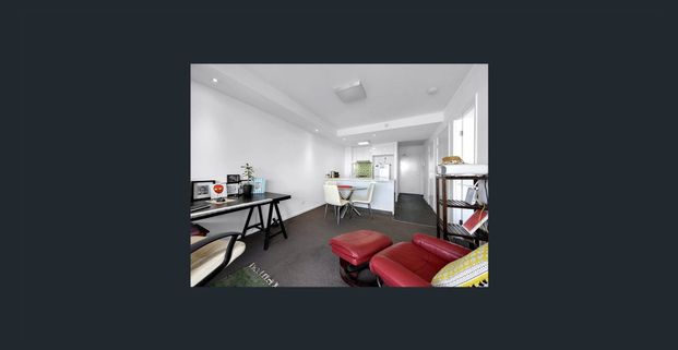 "Modern and Spacious Apartment for Rent in Woolloongabba - Your Ideal Urban Retreat!" - Photo 1