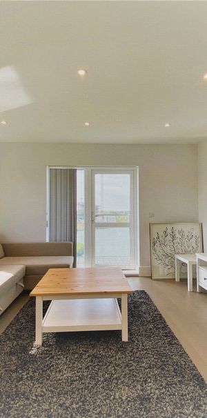 Flagstaff Road, Reading Flagstaff Road, Reading - Photo 2