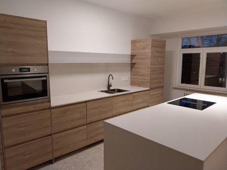 Modern opgeknapt appartement in hartje Hasselt - Photo 4