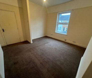 4 bedroom terraced house to rent - Photo 6