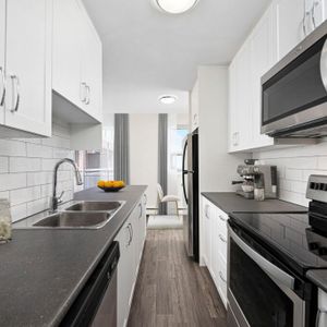 2055 - 2057 Barsuda Drive - Photo 2