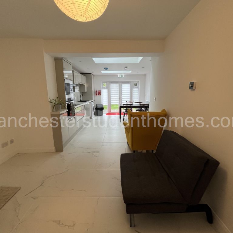 Lloyd Street South, Manchester, M14 7LH - Photo 1