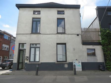 Knusse 1-slaapkamerwoning met terras in Gen - Photo 5