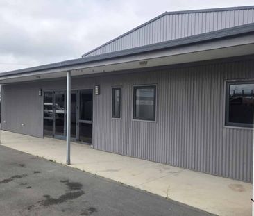 Industrial-strength opportunity in Kaiapoi!! - Photo 5
