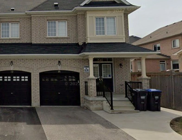 For Lease - 21 Gower Crescent, Brampton, Ontario - Photo 1