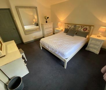 Blakeshall - Photo 5