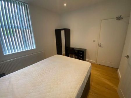 8 bedroom house share to rent - Photo 5